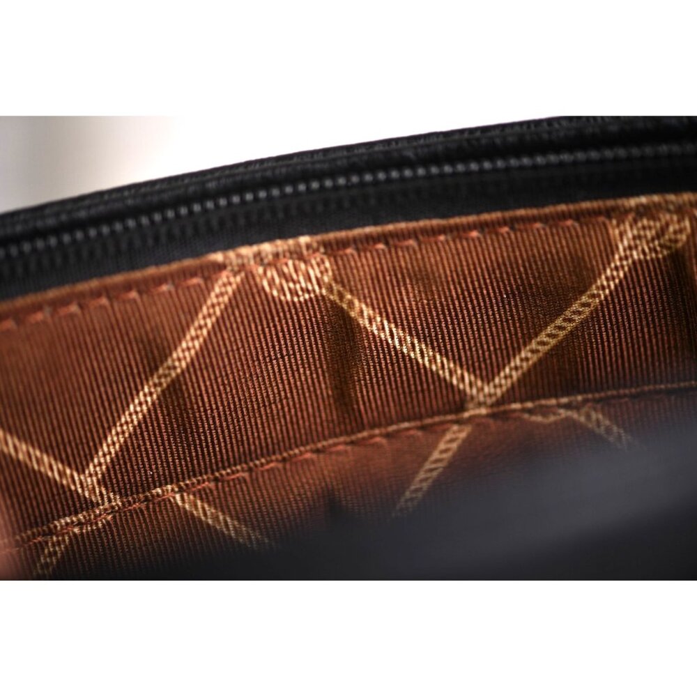 Wrangler Crossbody Purses for Women Two Tone Crossbody Bags | Animal Print - Picture 5 of 8